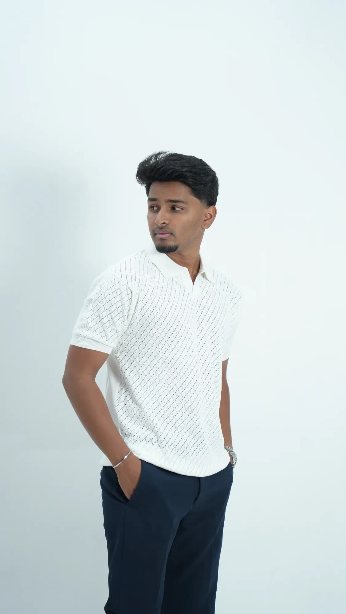 FORMA — WHITE KNIT - photo 1 of 5